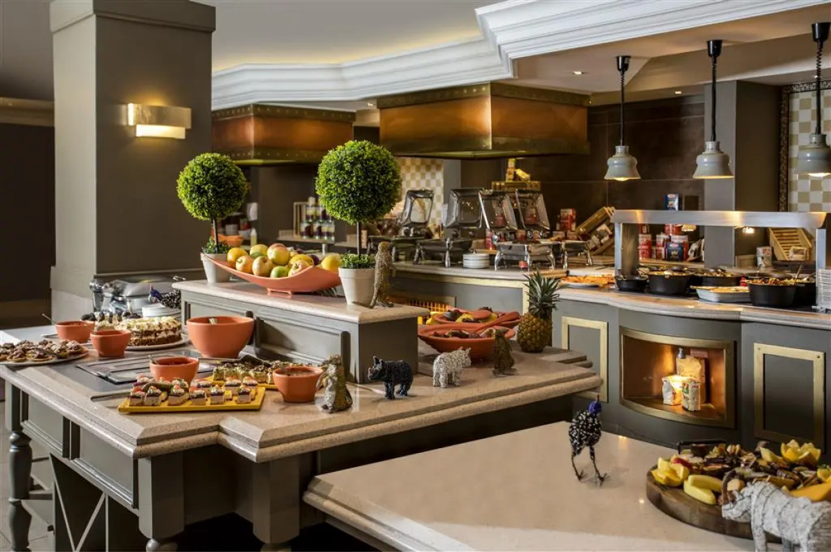 Avani Windhoek Hotel & Casino