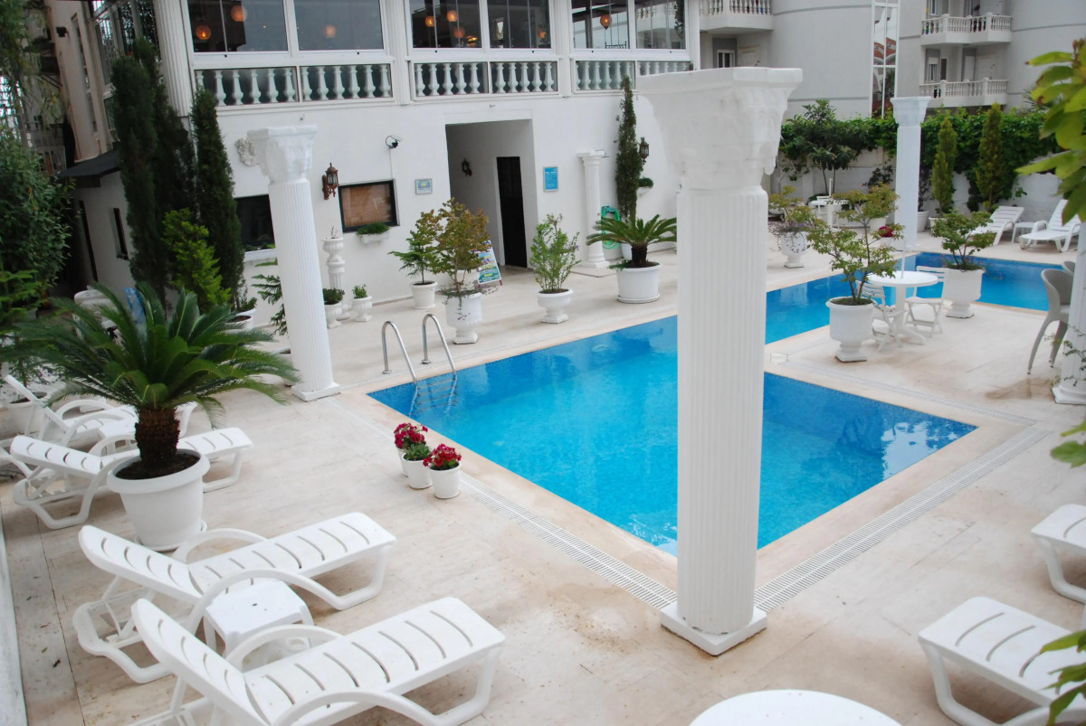 Conny's Boutique Hotel - Adults Only