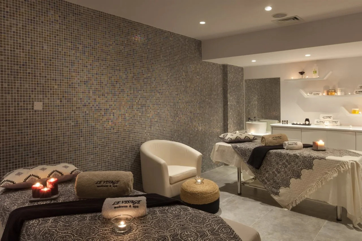 The Blue Ivy Hotel and Suites