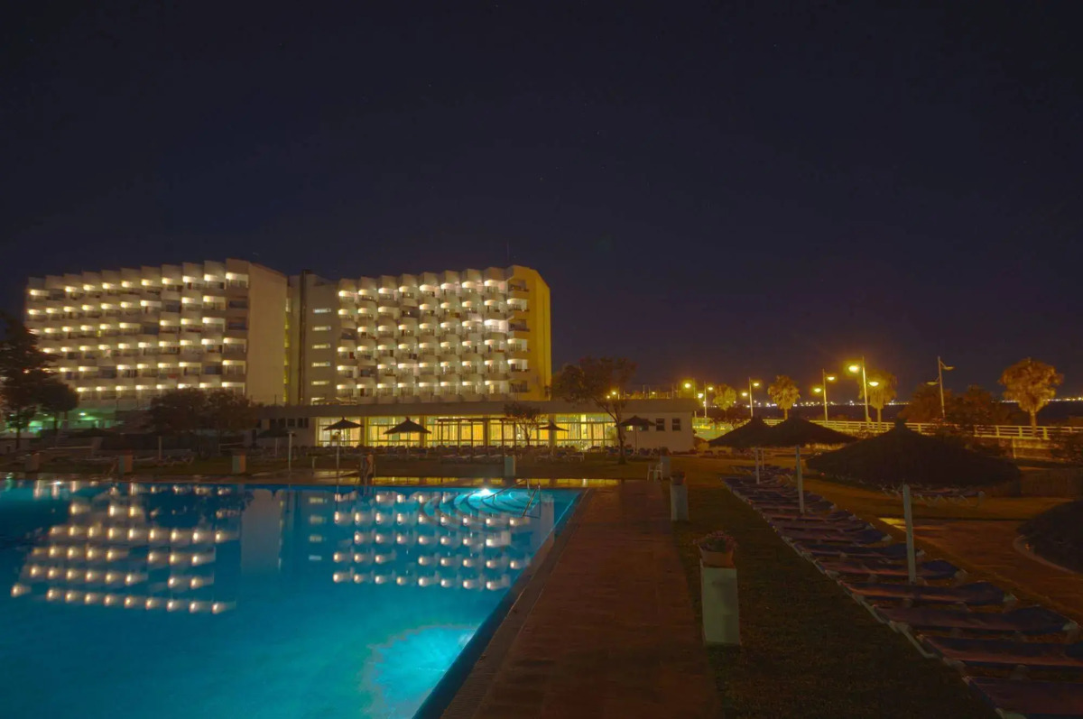 Hotel Puertobahia & Spa