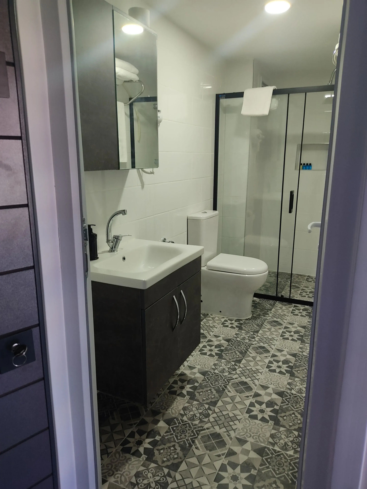 Istanbul Airport Family suites Hotel