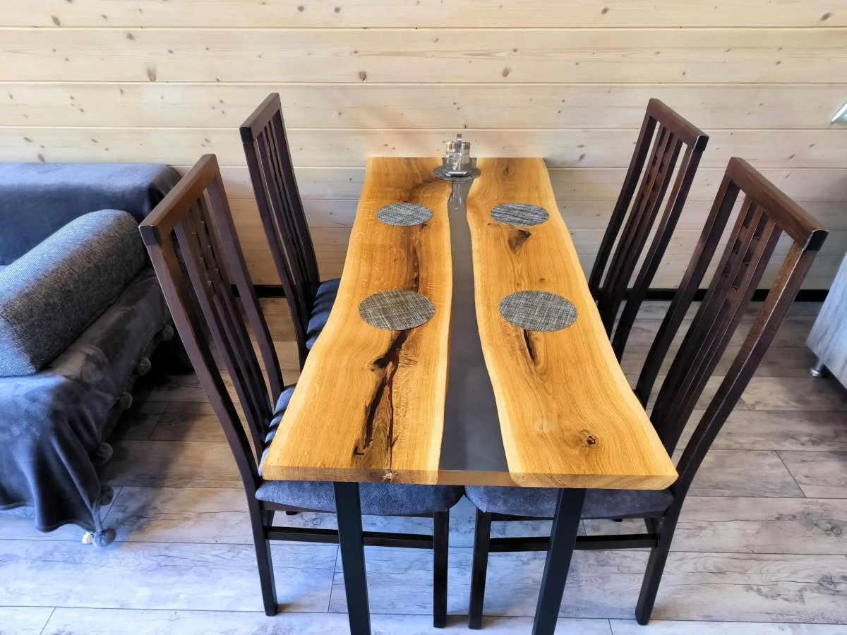 Дача у горы