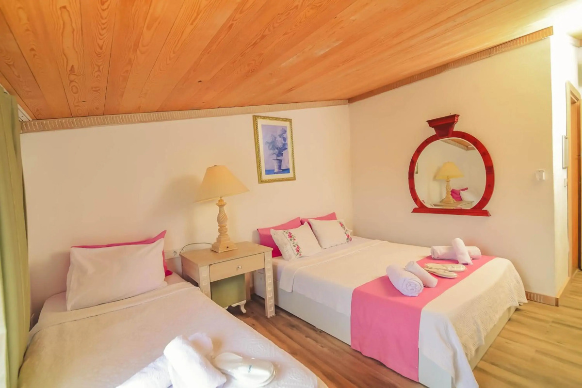 Alacati Asmalı Konak Otel