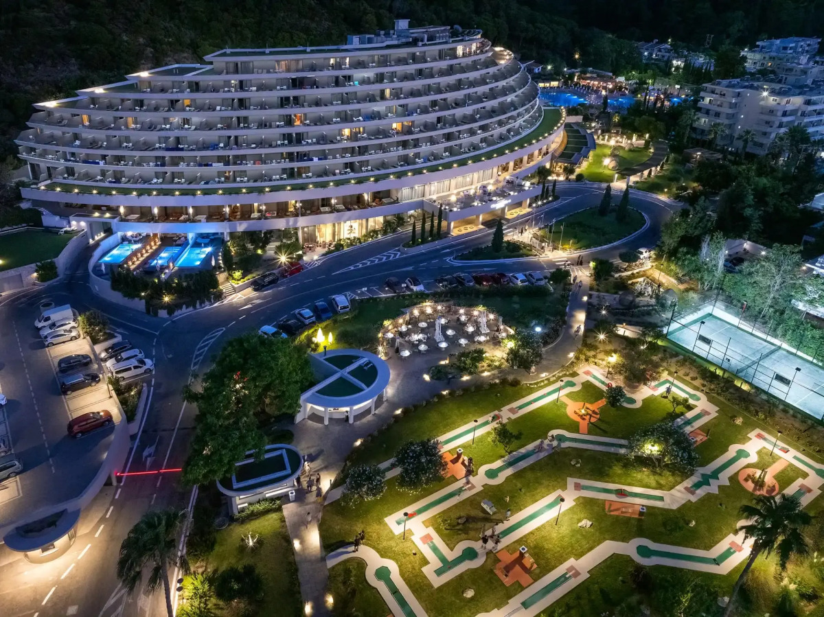 Olympic Palace Resort Hotel & Convention Center