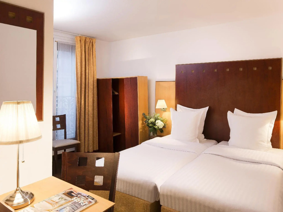 Hotel 10 Opera by HappyCulture