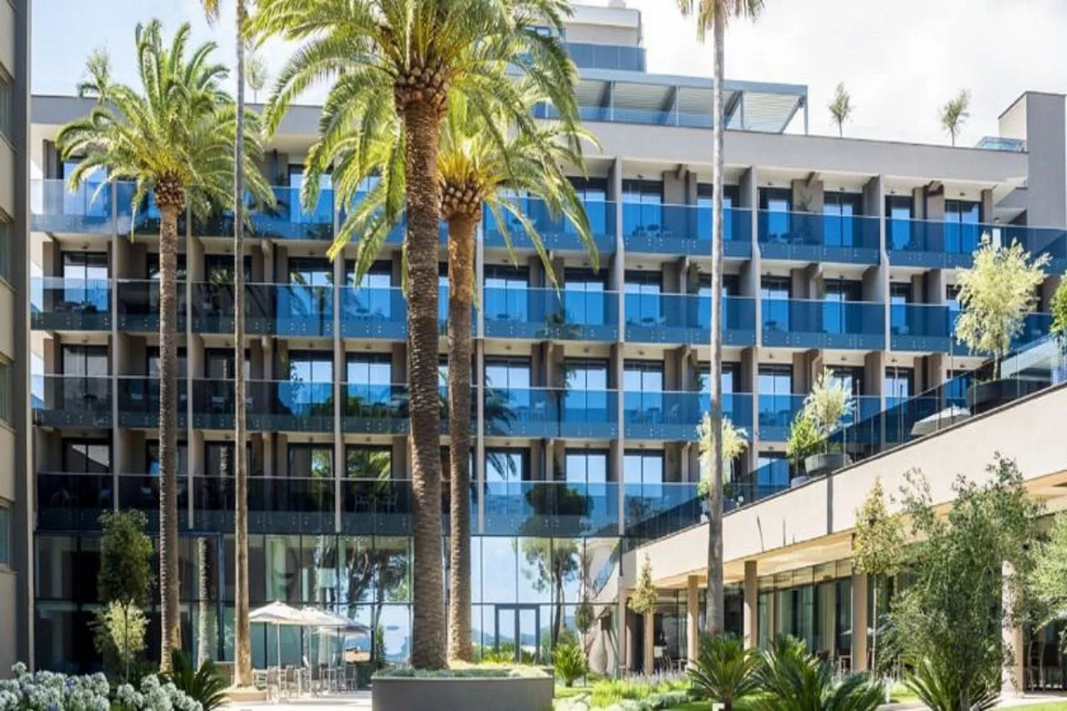 Palmon Bay Hotel & Spa