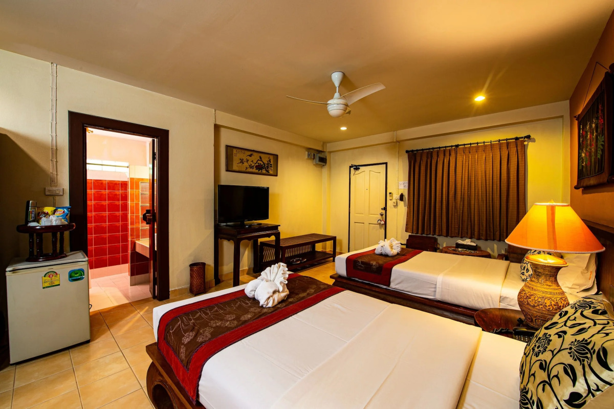 Tadkham Village, Chiang Mai