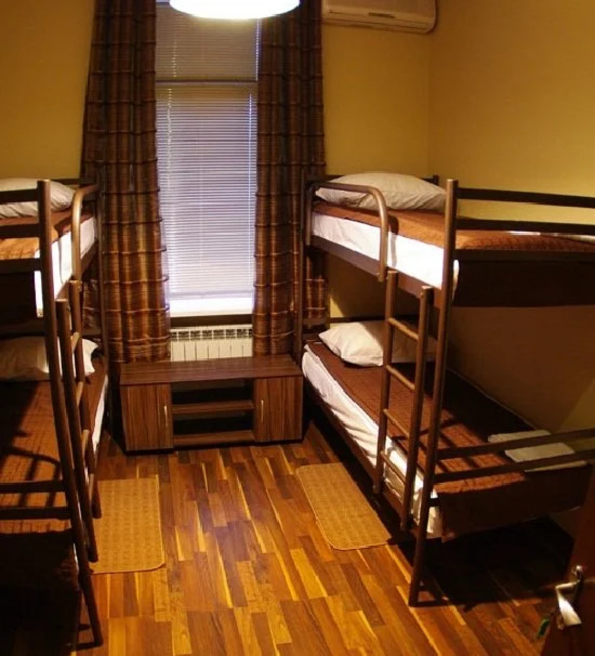 Отель Дарницкий