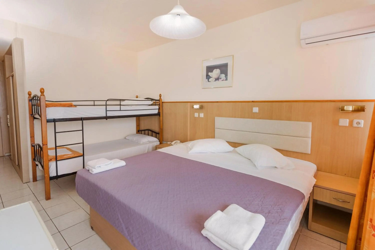 Отель Eri Beach