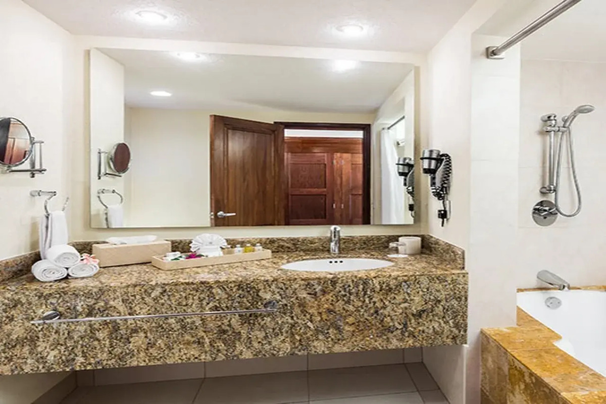 BlueBay Grand Esmeralda All Inclusive