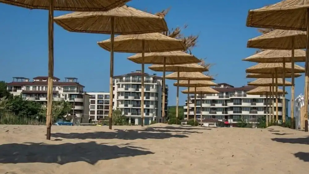 Long Beach Resort & Spa