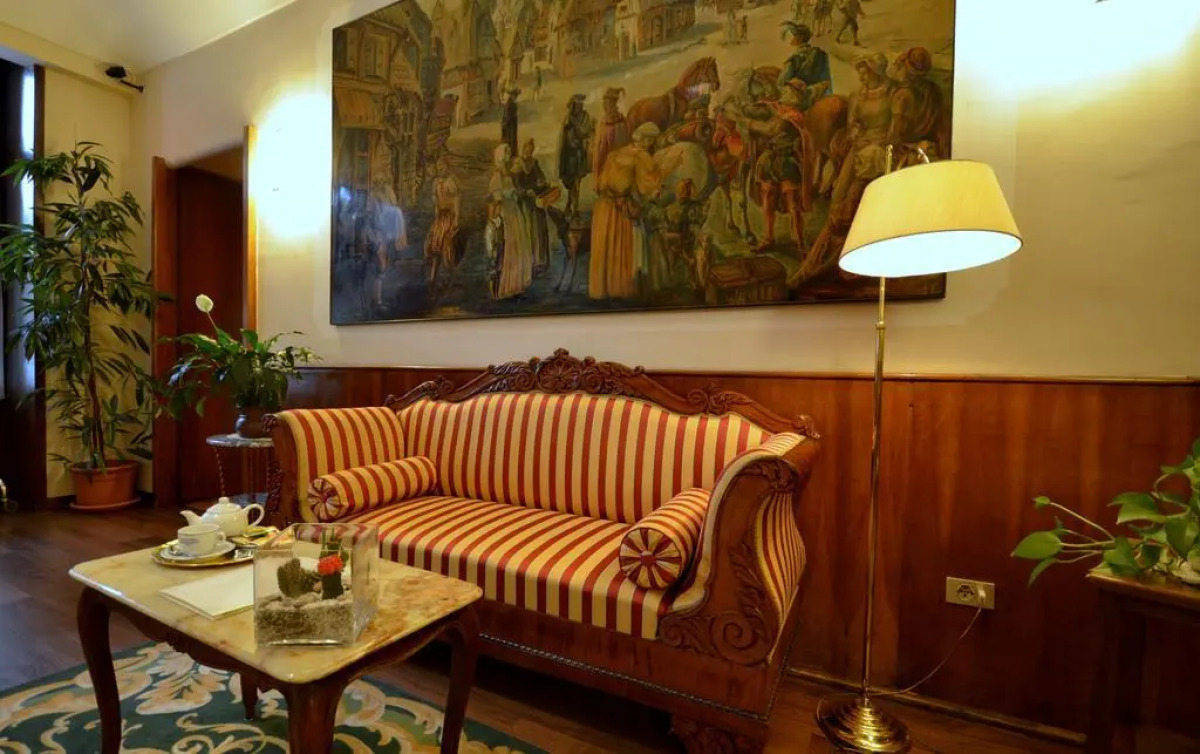 Hotel Roma E Rocca Cavour