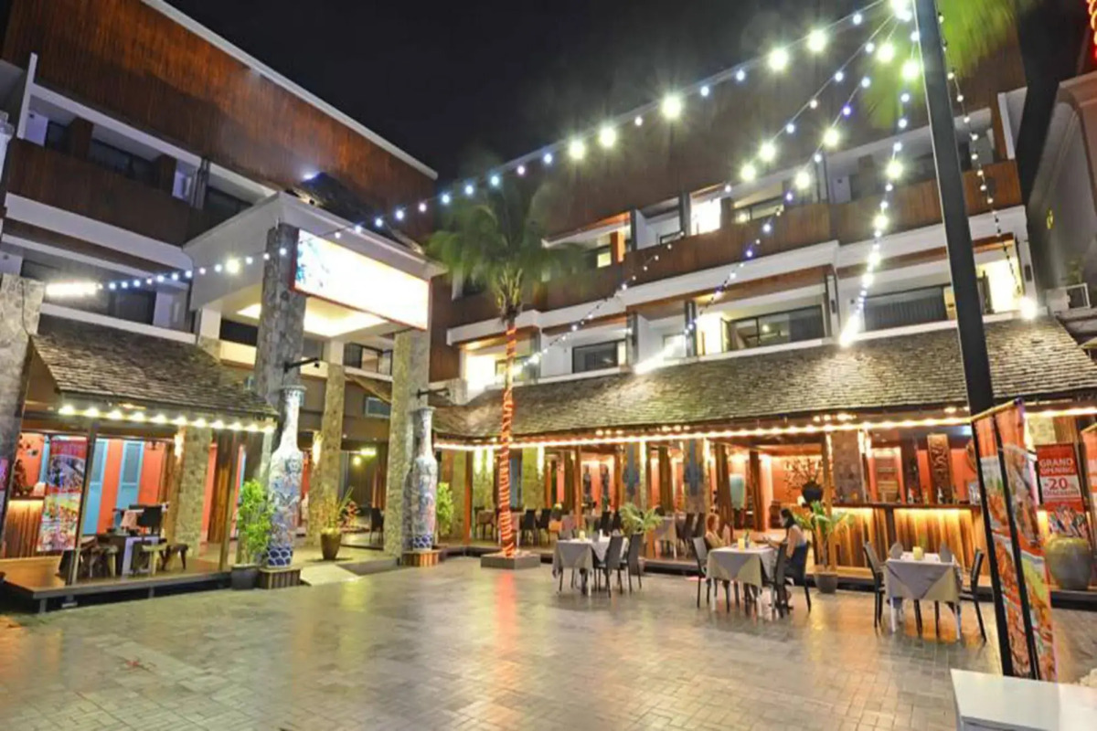 Lap Roi Karon Beachfront