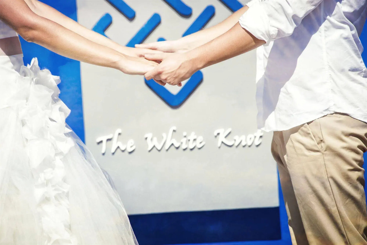 The White Knot Koh Chang