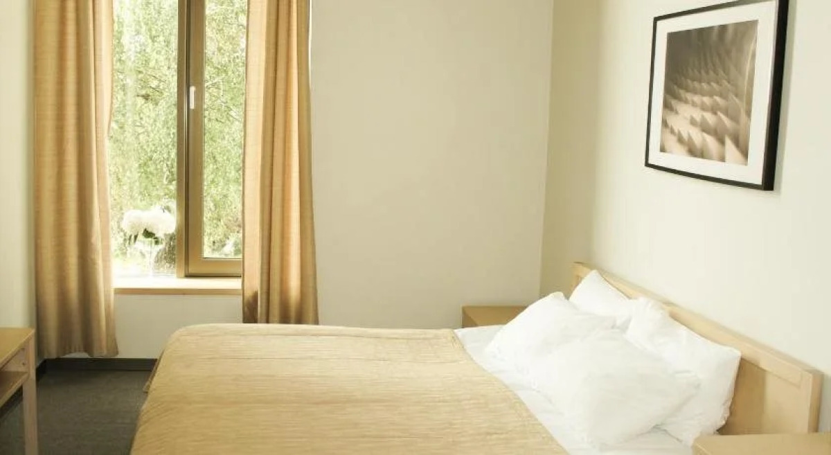 Zaliasis Slenis — отель с самостоятельным заездом