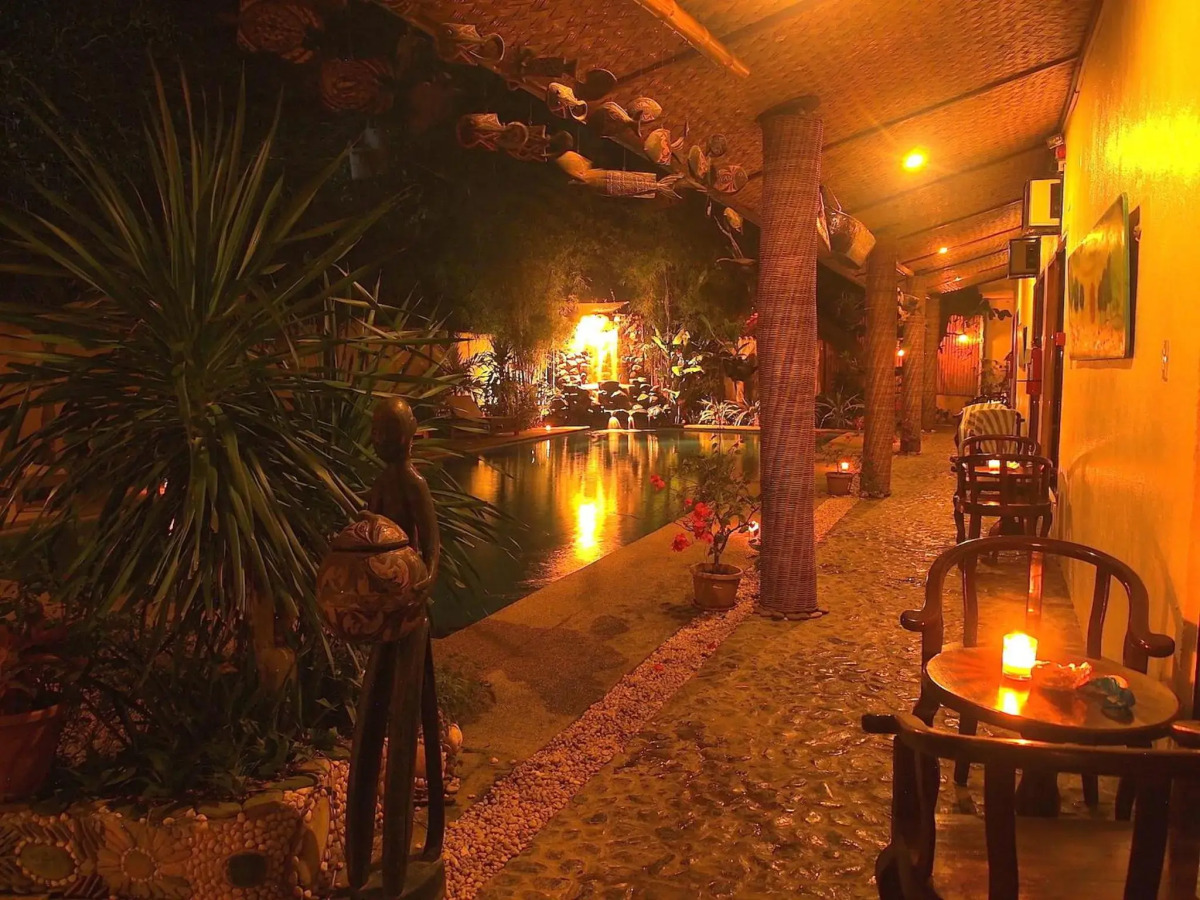 Floral Villarosa Hotel