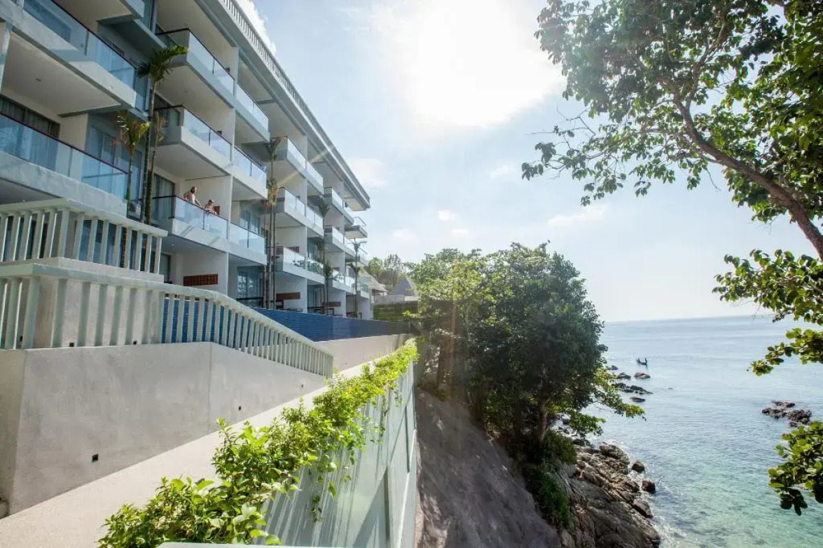 Отель Norn Talay Surin Beach Phuket