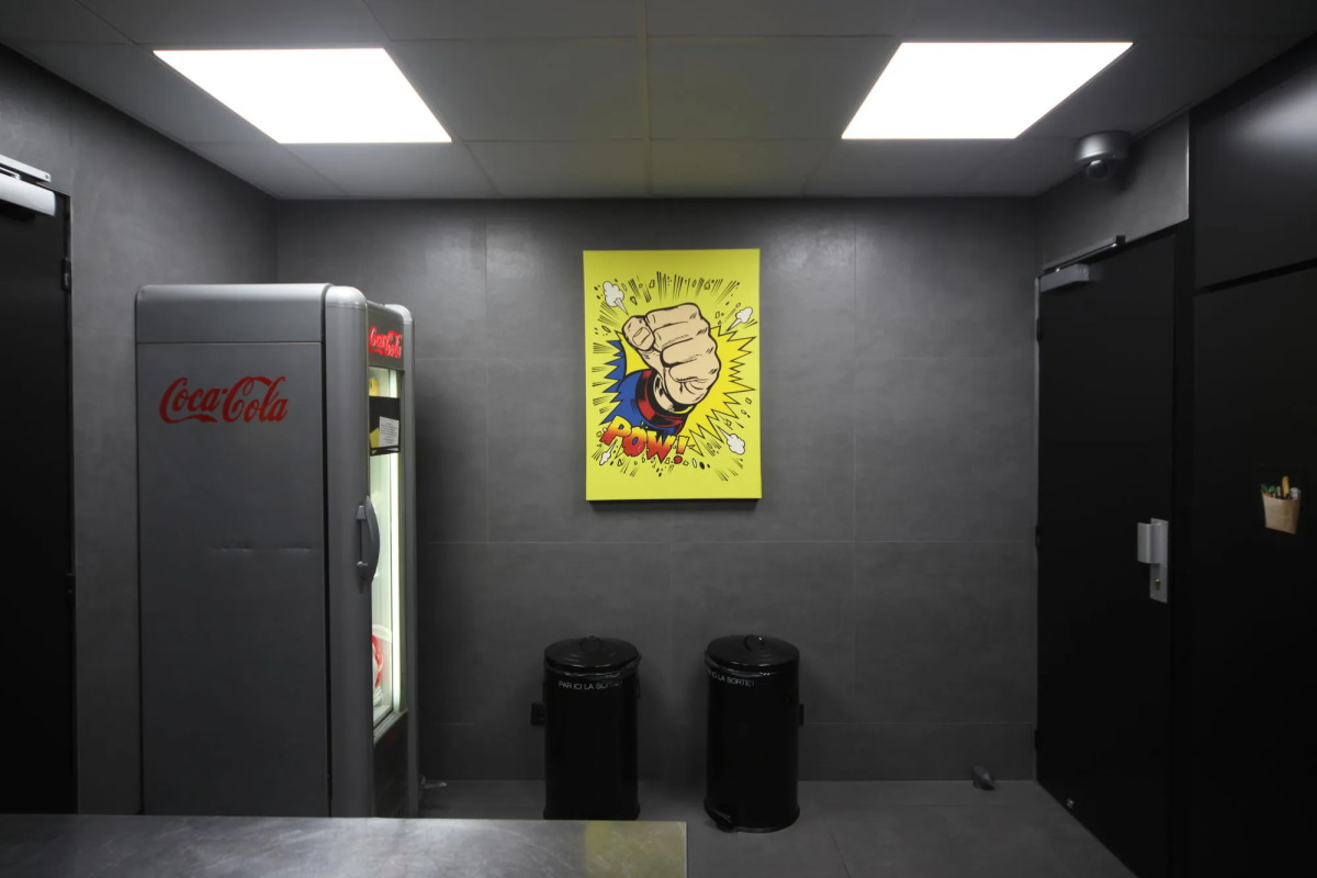 Peace & Love - Hostel