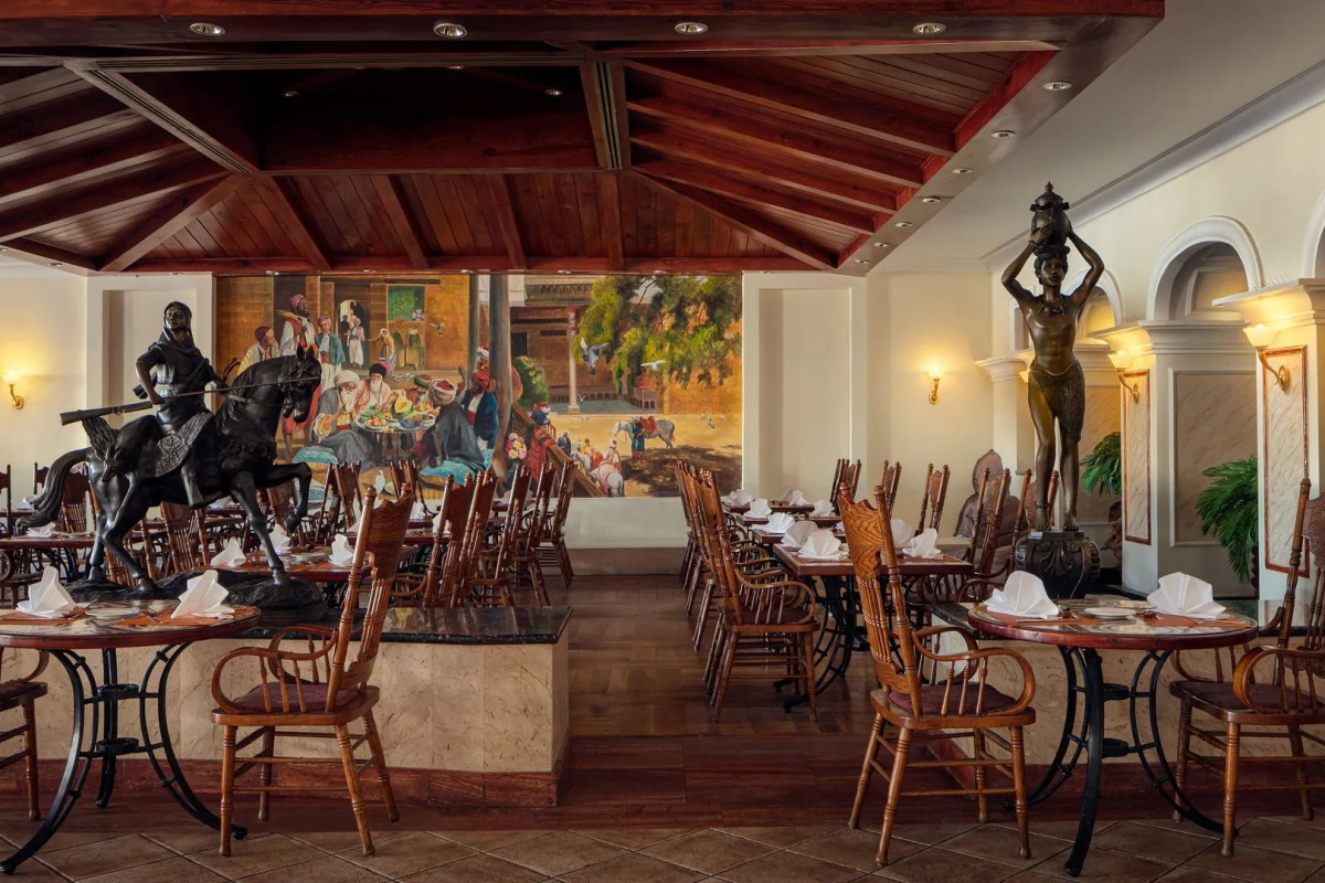 Palm Royale Resort - Soma Bay