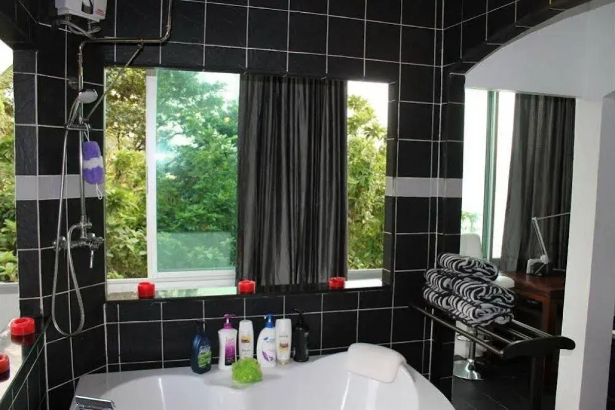 Karon Cliff Contemporary Boutique Bungalows