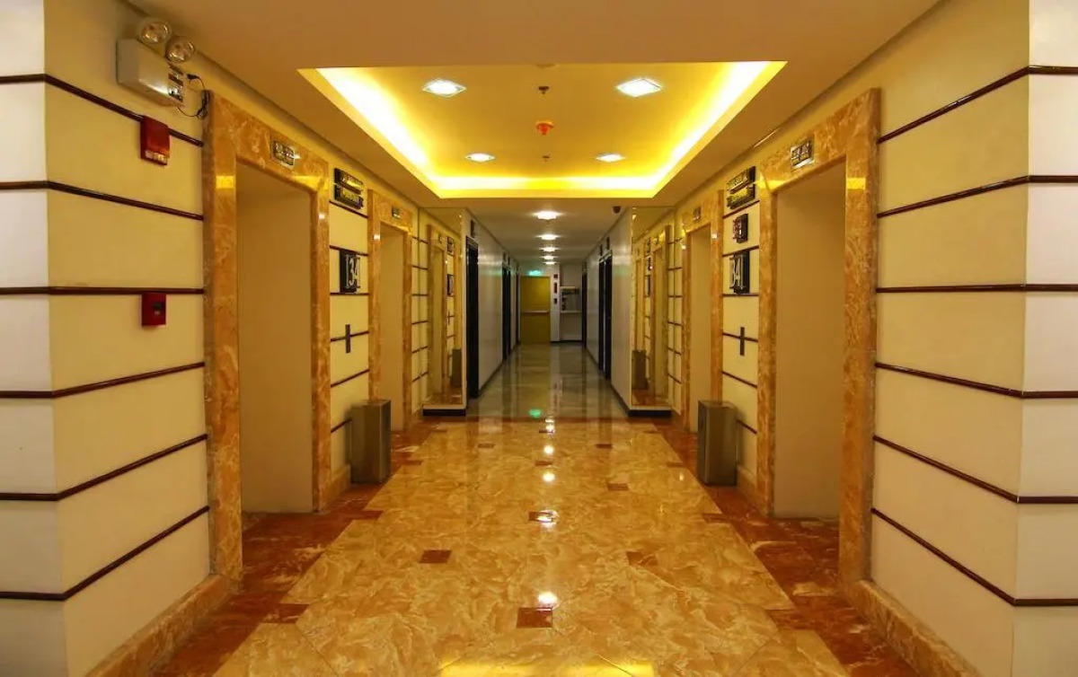 Regency Grand Suites