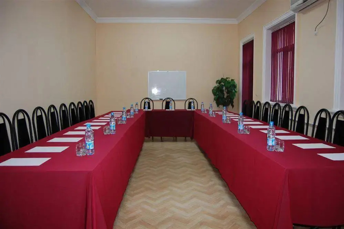 Grand Tashkent Hotel