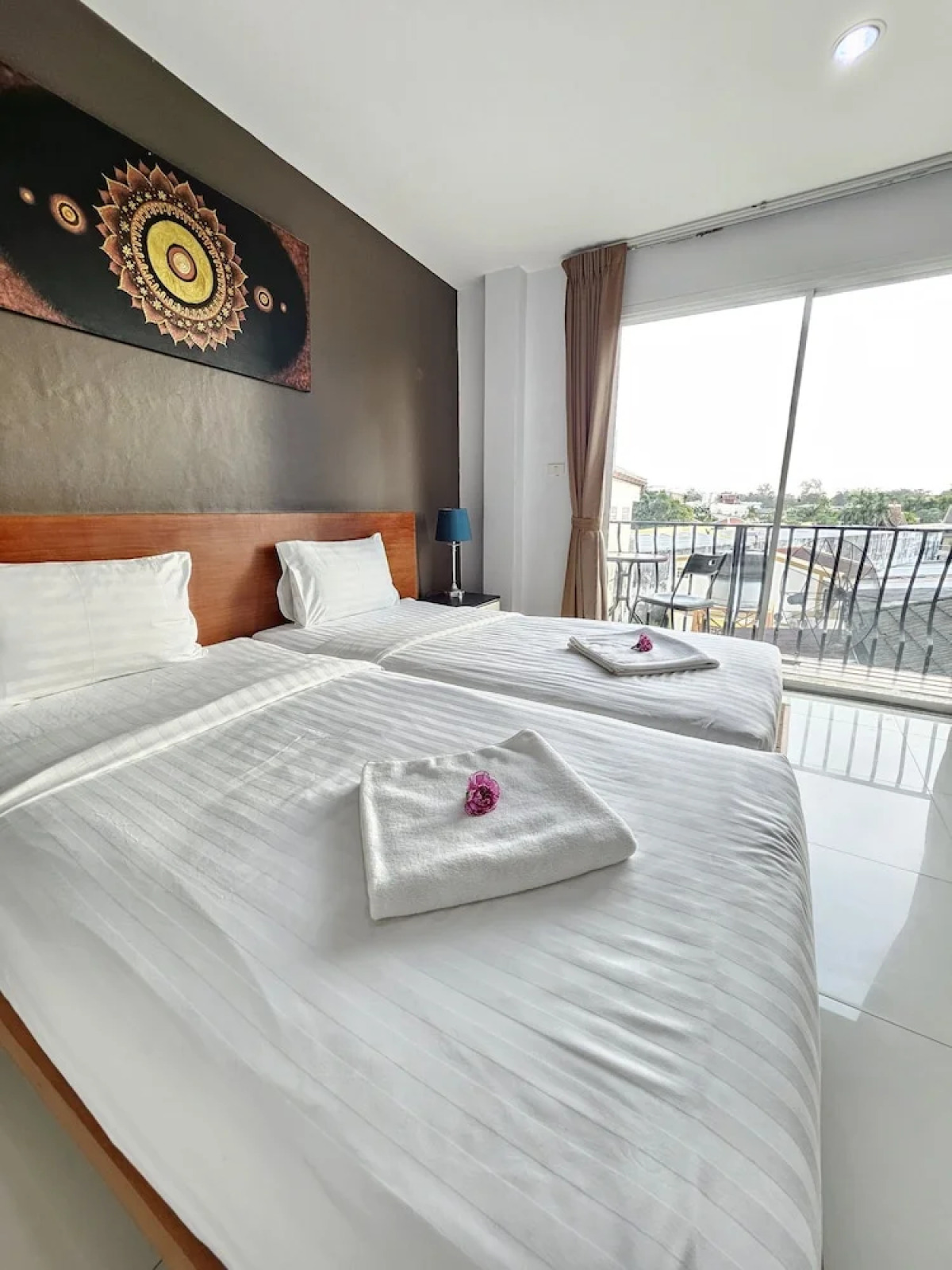 Отель La Xenia Kata Beach