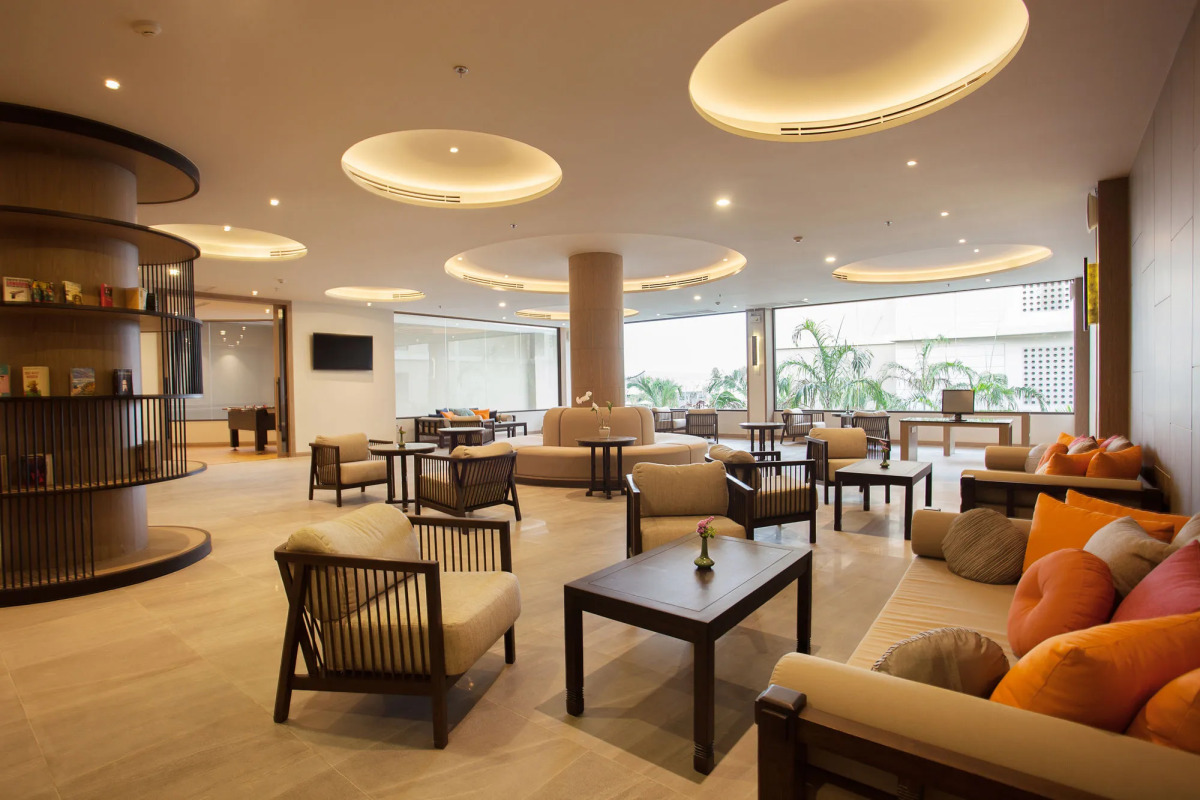 Le Meridien Khao Lak Resort & Spa
