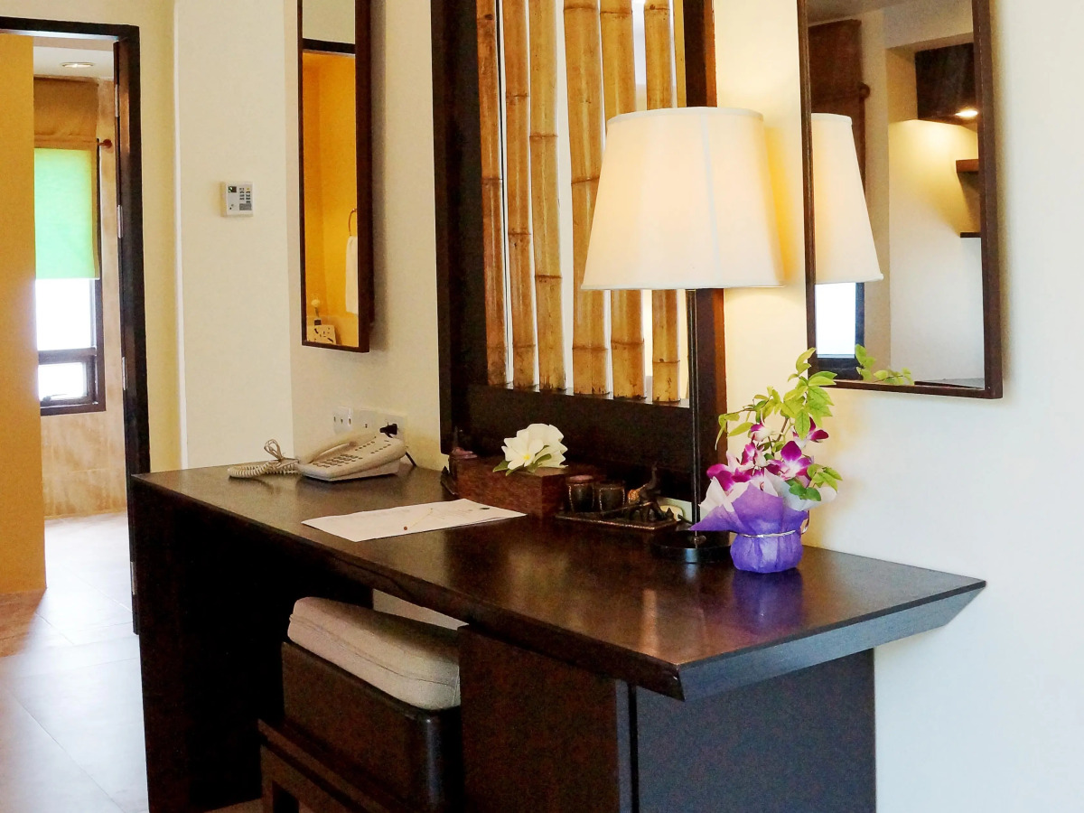 Palm Galleria Resort