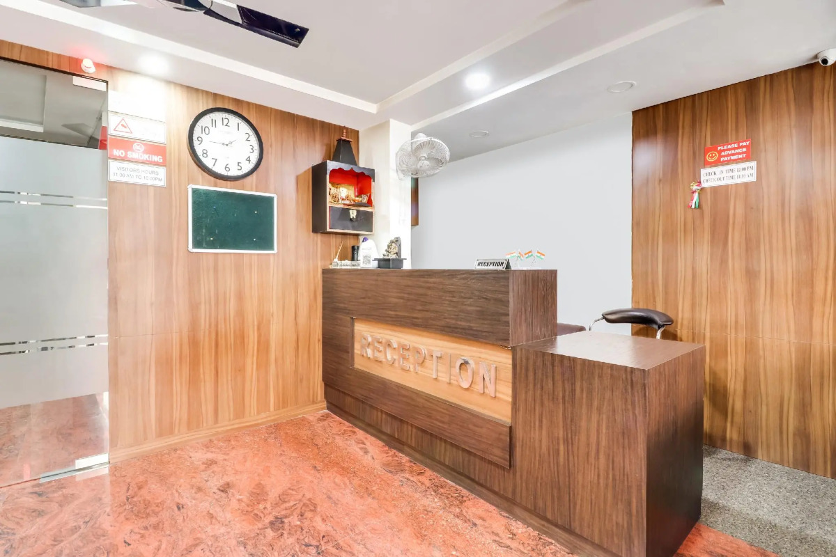 Capital O 60341 Seven Wonders Inn