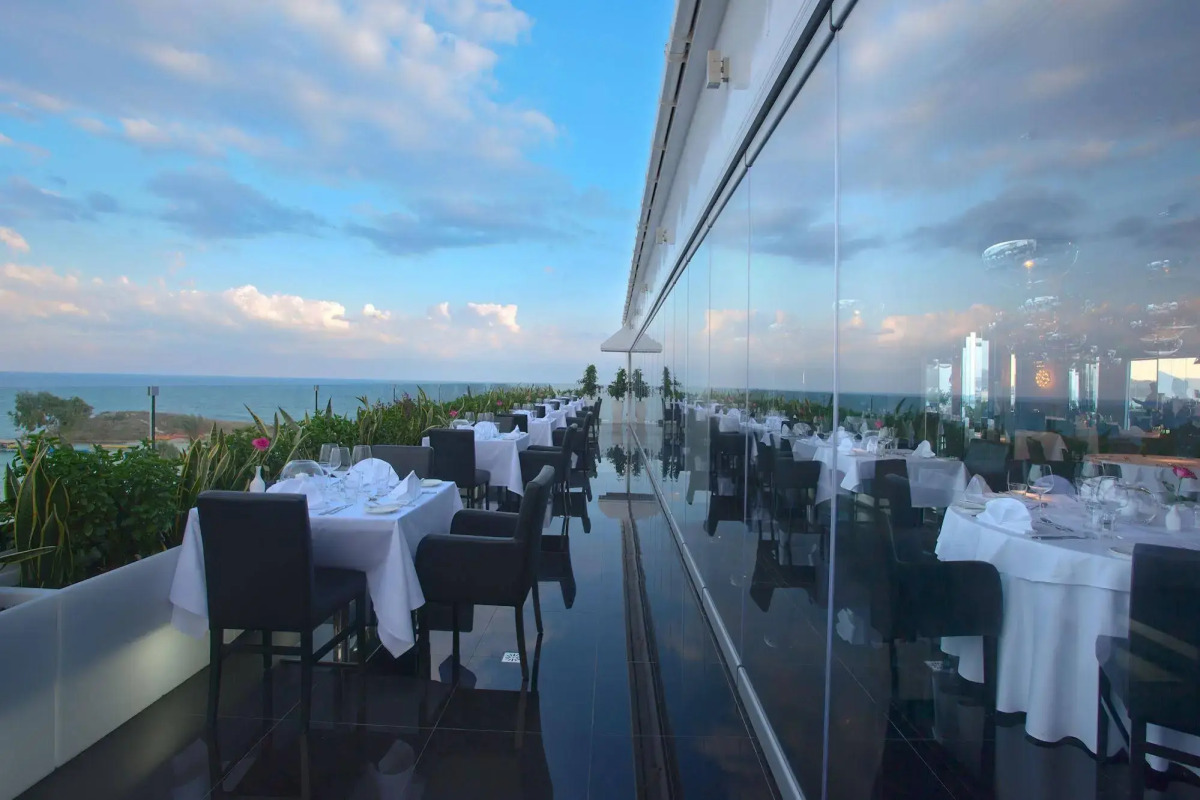 Adams Beach Hotel & Spa