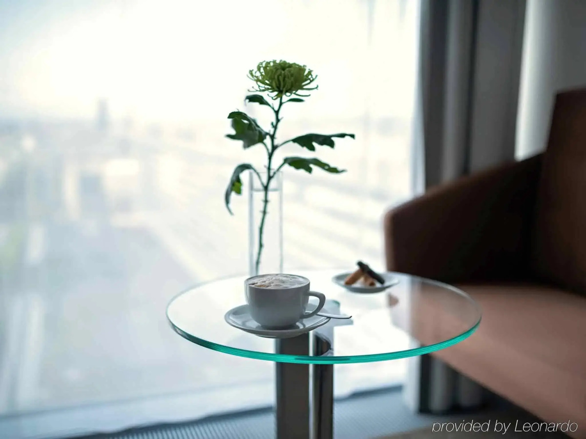 Occidental Dresden Newa