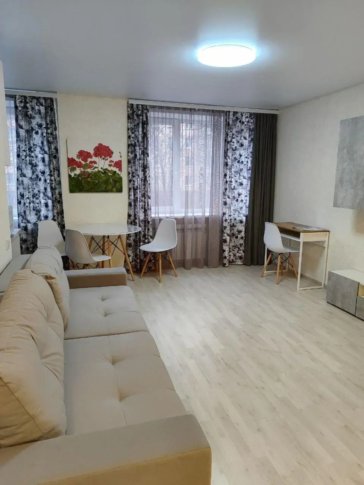 Olivinn на улице Шотмана 8