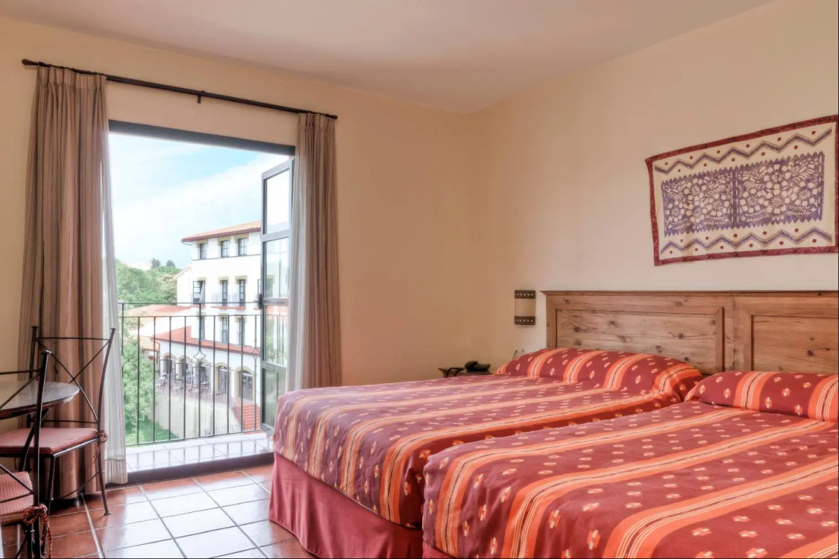 Отель PortAventura El Paso - Theme Park Tickets Included