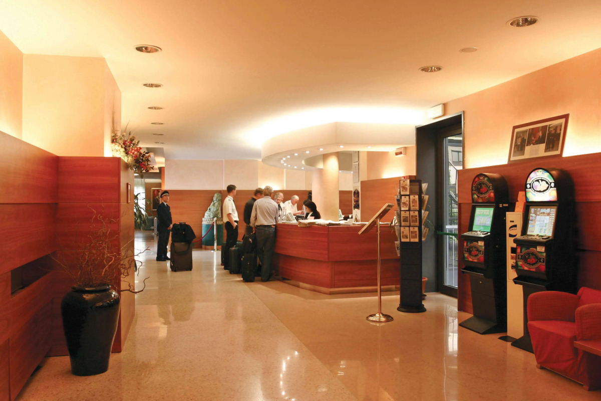 Best Western Hotel Cavalieri Della Corona
