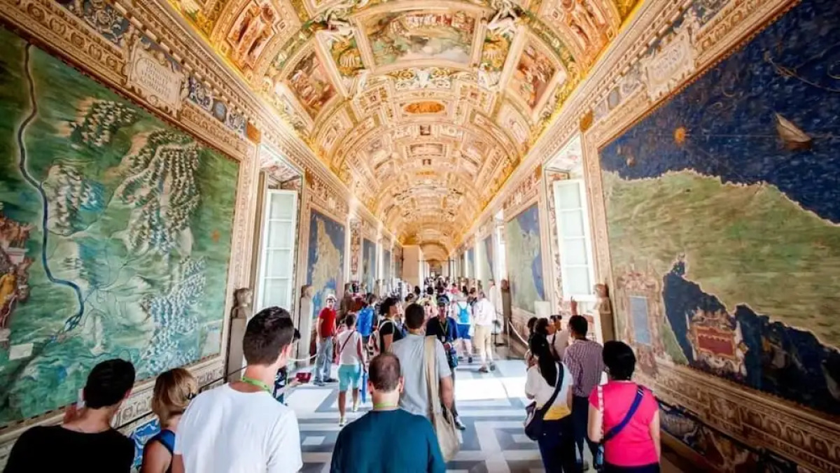 Vatican Rooms Guest House