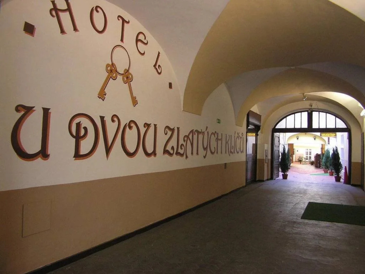 U Dvou Zlatych Klicu