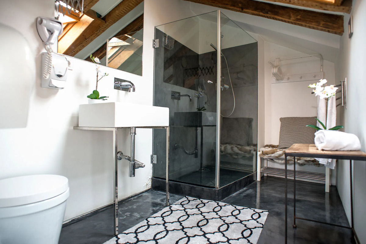 Passport Lisbon Boutique Hostel