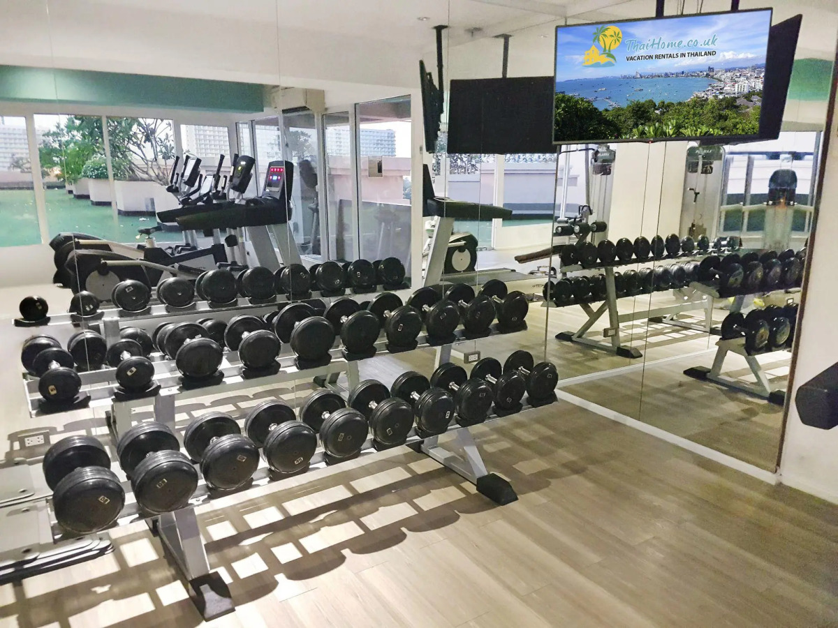 Atlantis Condo and Water Park Pattaya by the Sea