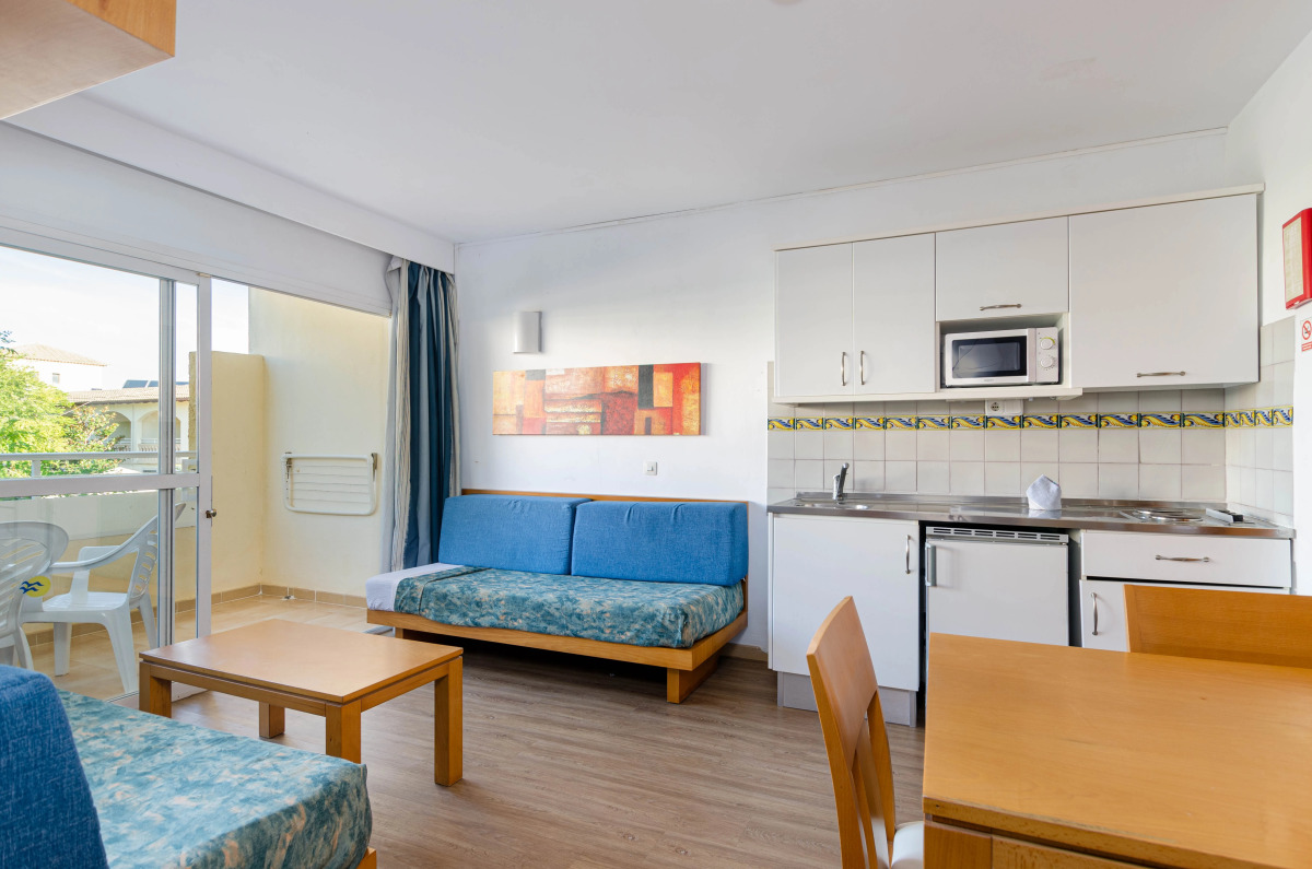 Mariner Club Apartments