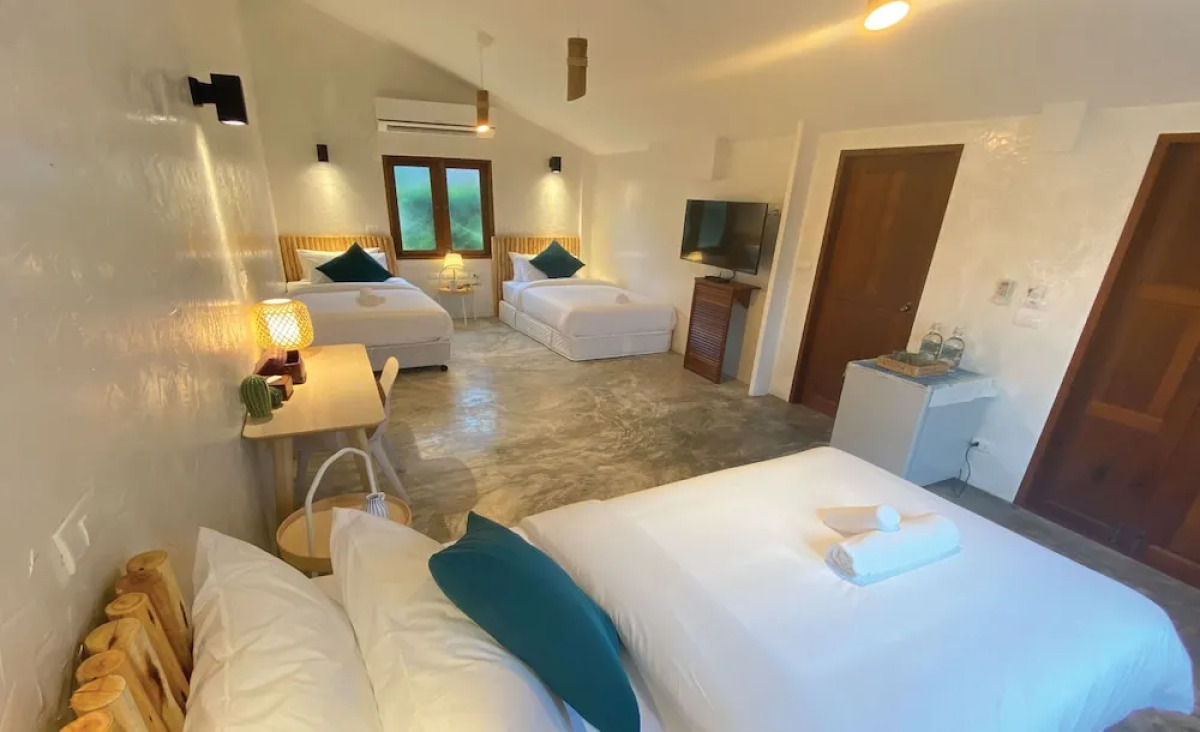 The Little White Bird Traveller Hostel