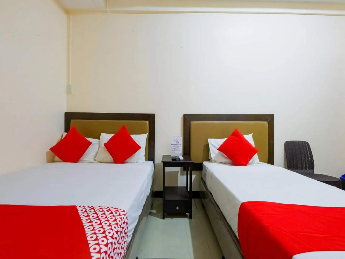 OYO 431 Apollo 11 Apartelle