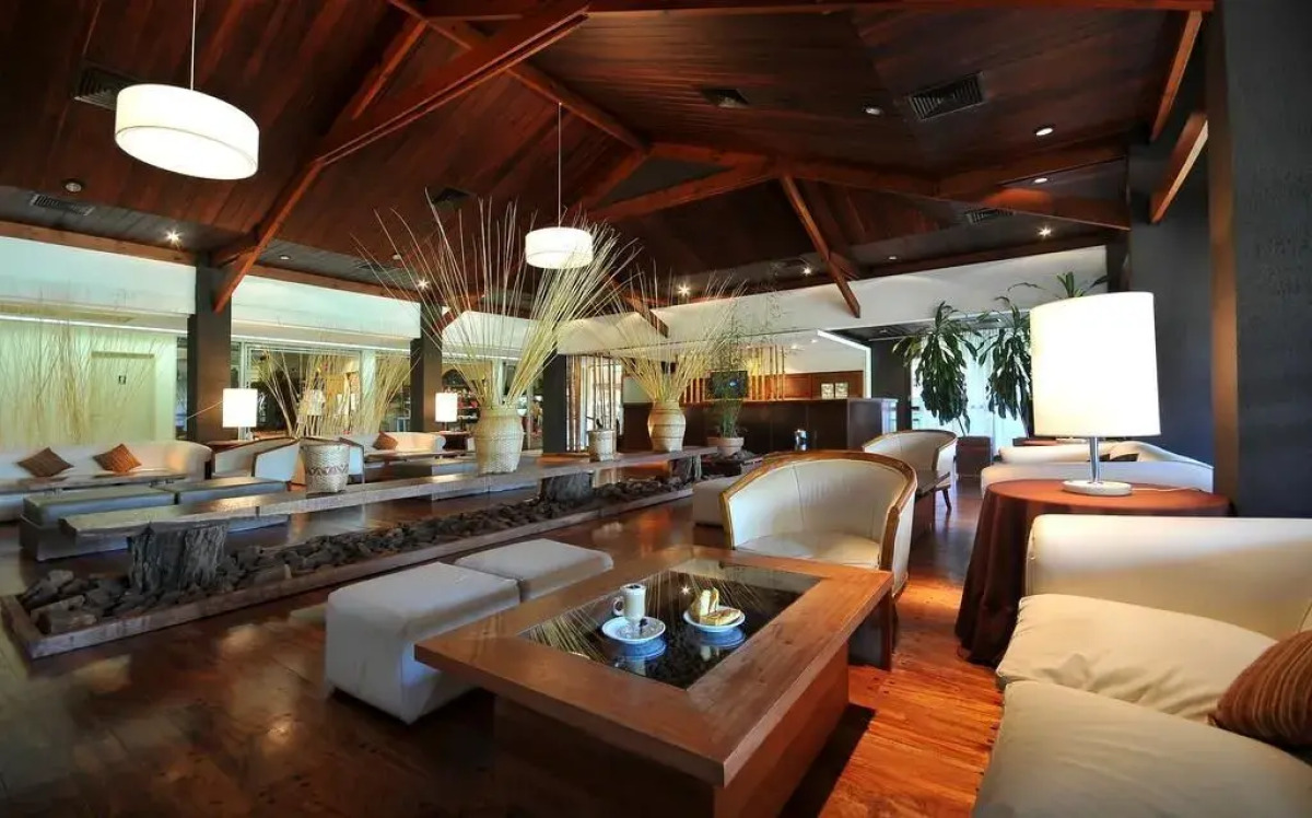 Raices Esturion Hotel