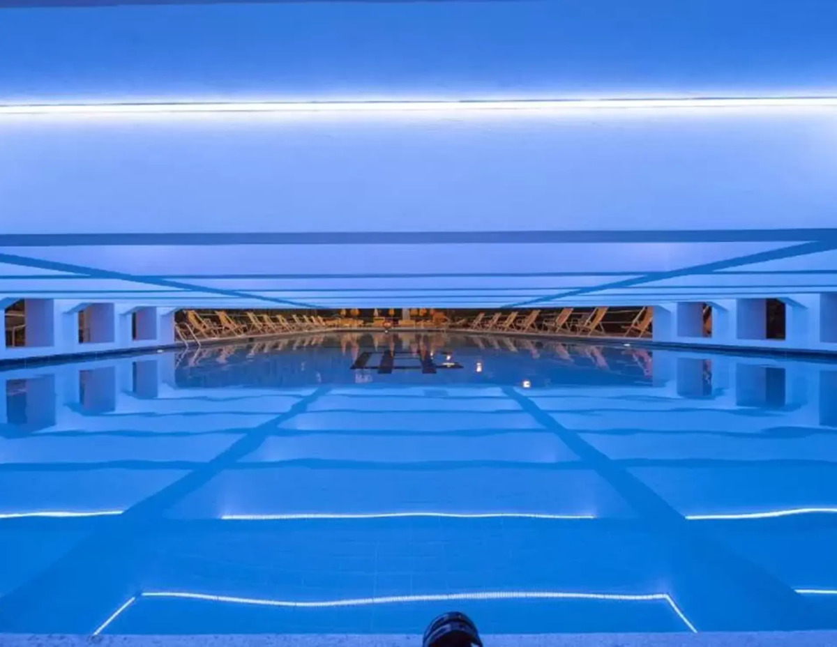 Отель Continental