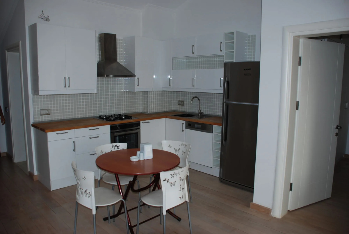 Dedeminn Marina Hotel