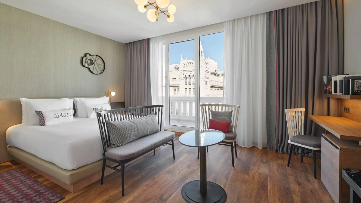 Отель Hyatt Centric Gran Via Madrid