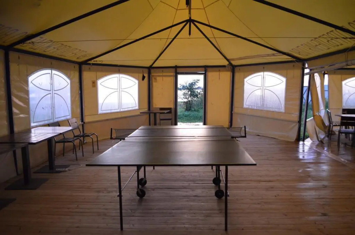 Спортивно-рыболовная база Здешево