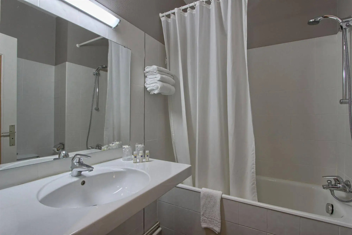 Hotel Campanile Chartres Centre - Gare - Cathedrale