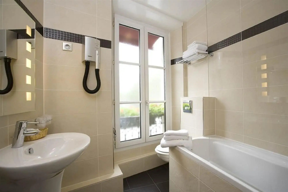 Hotel Eiffel Kennedy