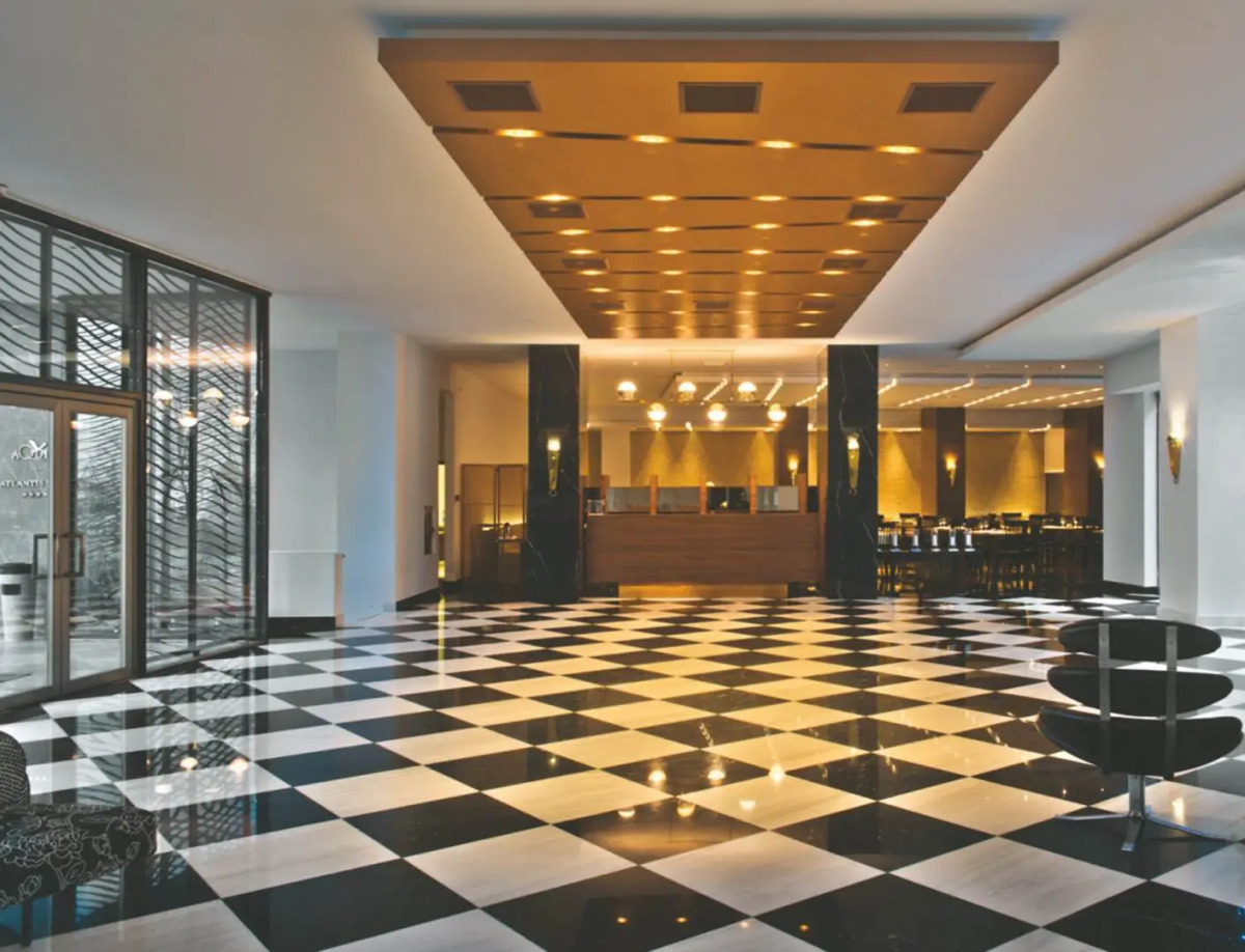 Aquila Atlantis Hotel